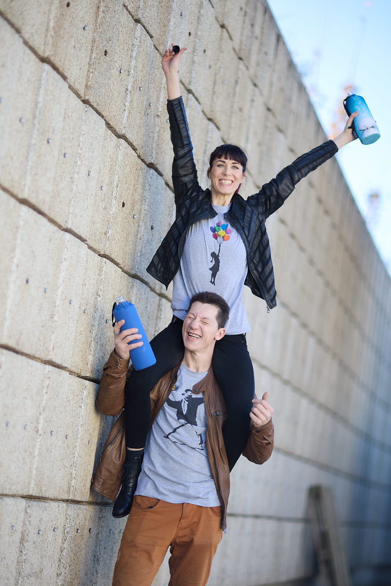 Pärchen mit Trinkflasche